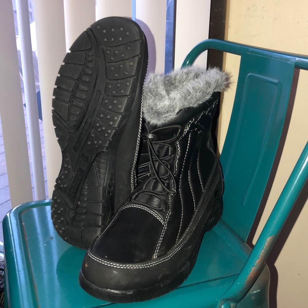 NWOT Women’s boots